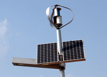 Wind Solar Hybrid Street Light System